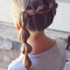 Прически за дълга коса на децата